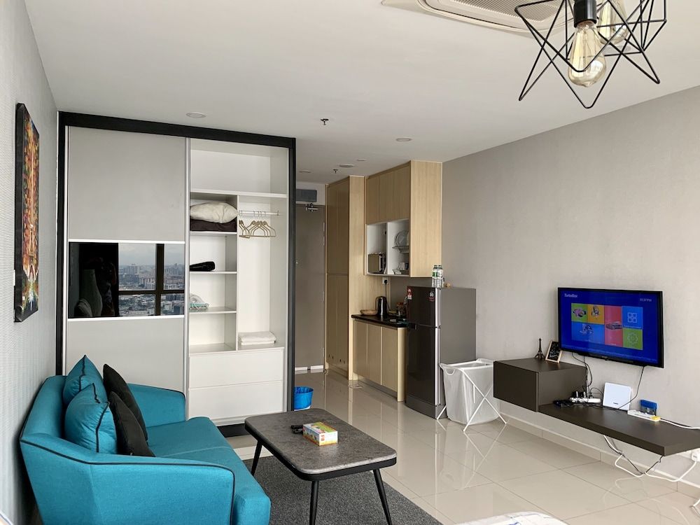 Ginger8 @ Pinnacle PJ Standard Studio Suite 9