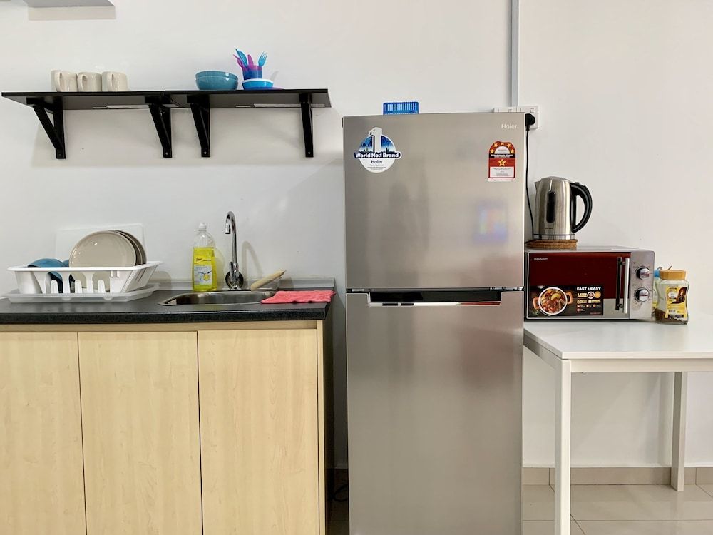 Ginger8 @ Pinnacle PJ Family Studio Suite 5