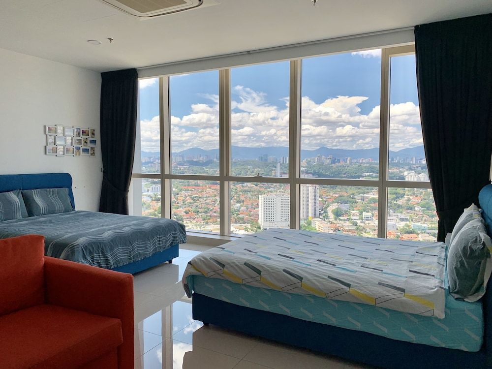 Ginger8 @ Pinnacle PJ Family Studio Suite 2