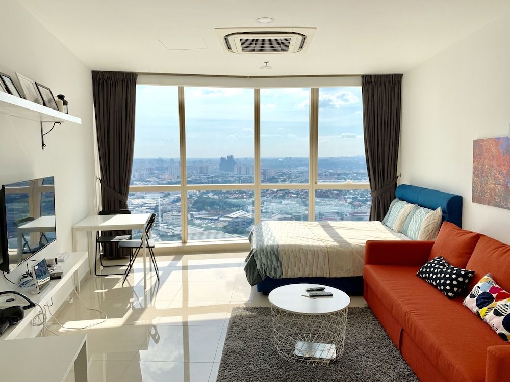 Ginger8 @ Pinnacle PJ Standard Studio Suite 12