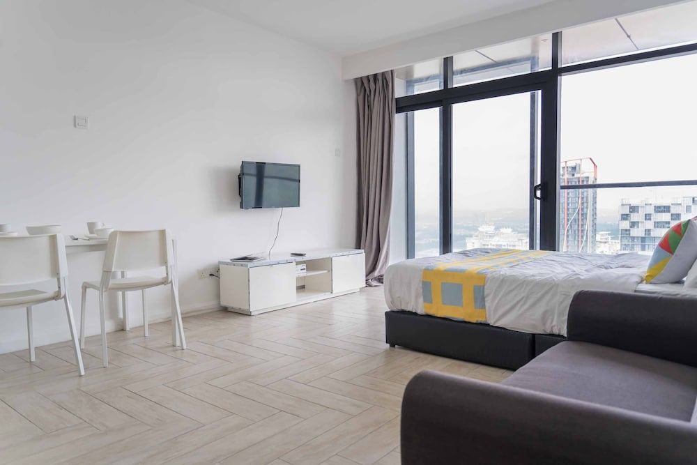 undefined OYO Home 43951 Fair  Studio Empire City Marriot