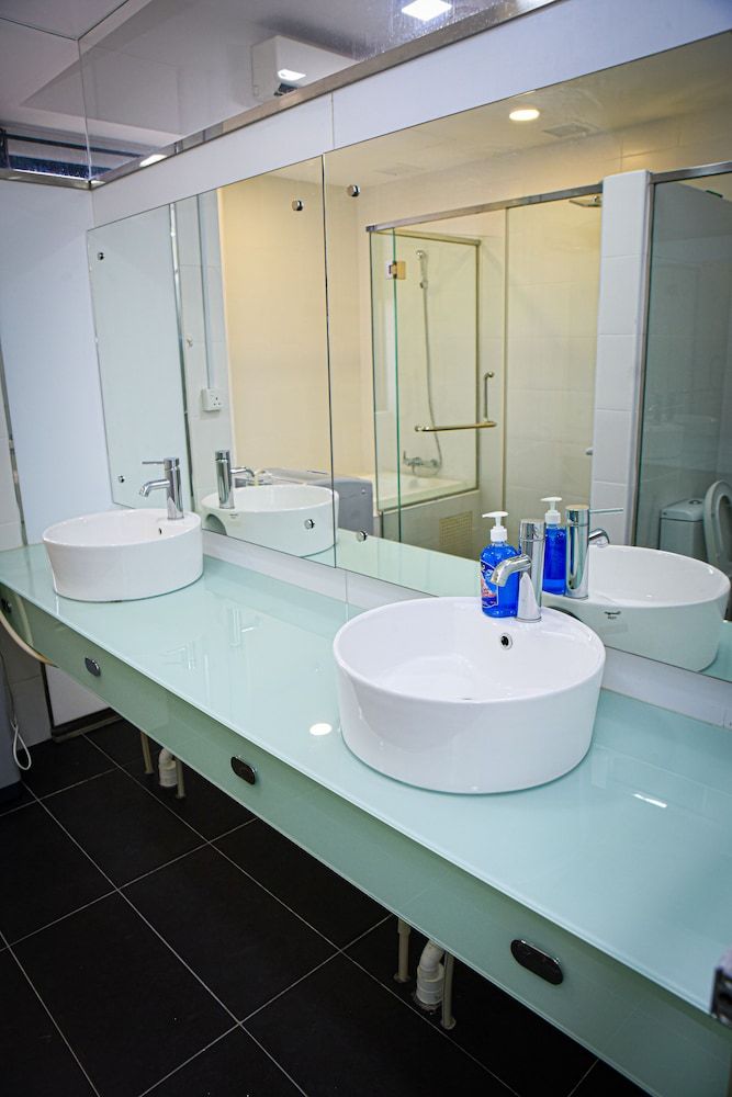 GT Home Encorp Strand Residence Superior Apartment 7