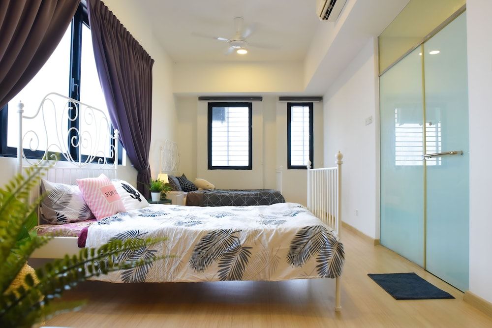 undefined GT Home Encorp Strand Residence