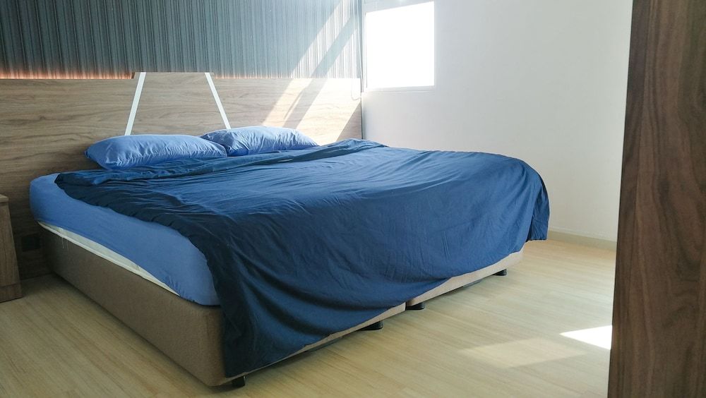 undefined GT Home Sunway Nexis 7