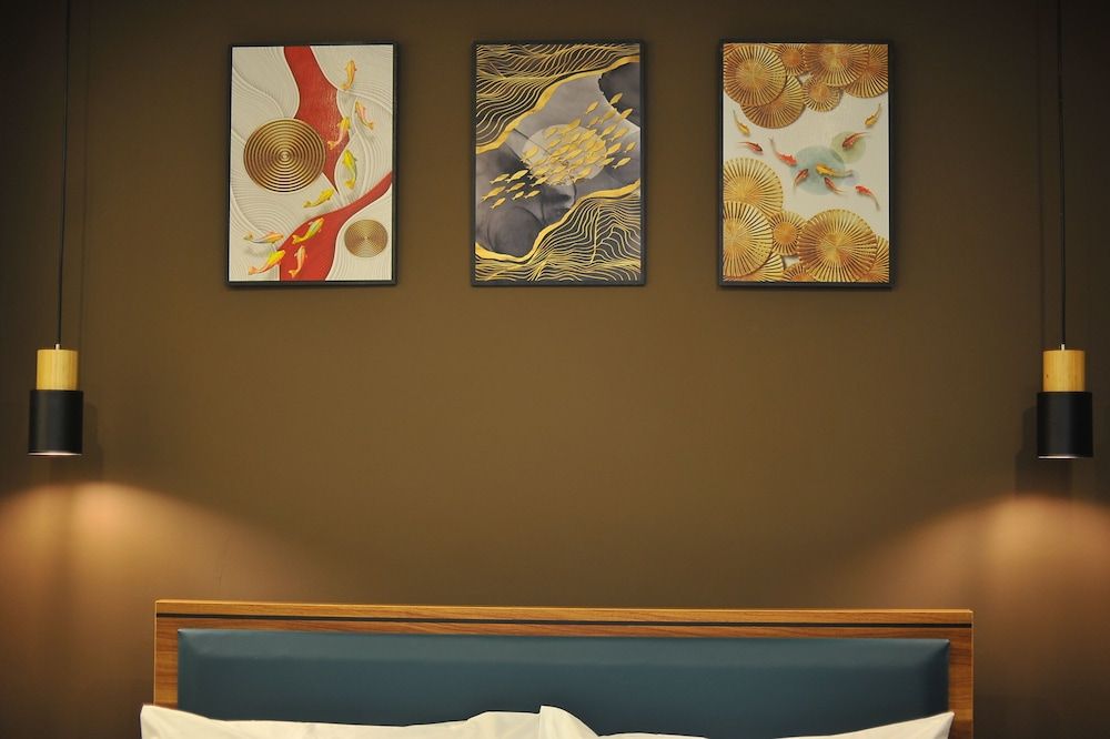 Skye Hotel Standard Double Room 21