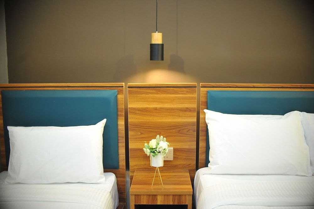 Skye Hotel Standard Triple Room 25