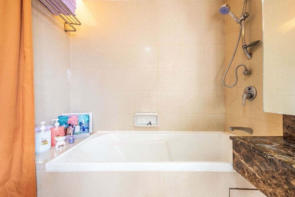 Sunway Resort By Himmel Deluxe King Room 21