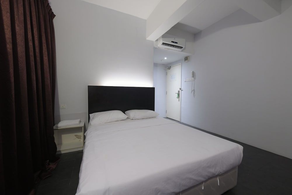 undefined BRIGHT HOTEL 9