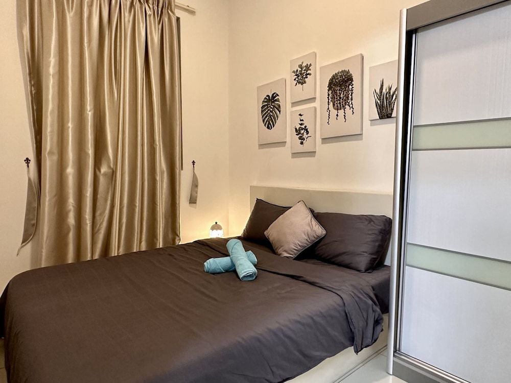 undefined Homey Family Gateway 4