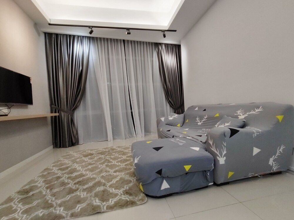 undefined Executive Azure Next to New World Hotel 10