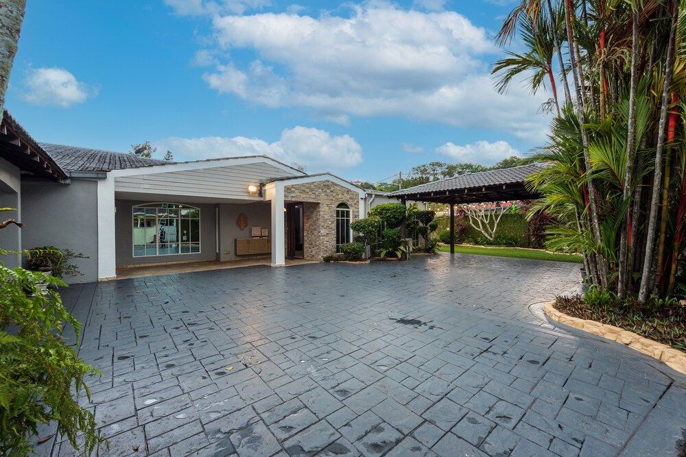 undefined 6Room Corner Bungalow PJ Garden Wedding 2