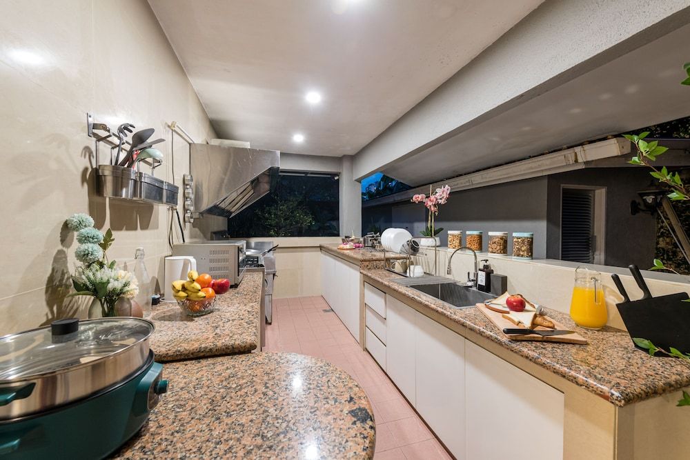 6Room Corner Bungalow PJ Garden Wedding Luxury Bungalow 18