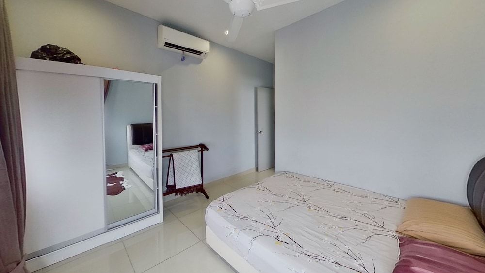 Alyssa Dwiputra Homestay Economy Condo 11
