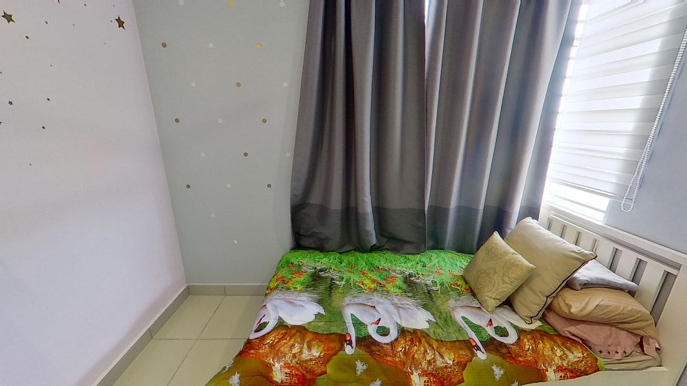 Alyssa Dwiputra Homestay Economy Condo 9