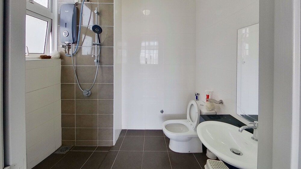 Alyssa Dwiputra Homestay Economy Condo 27