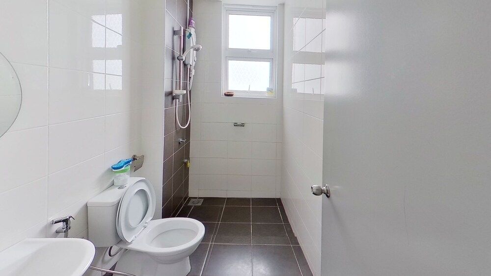 Alyssa Dwiputra Homestay Economy Condo 28