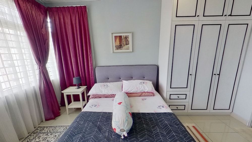 Alyssa Dwiputra Homestay Economy Condo 10