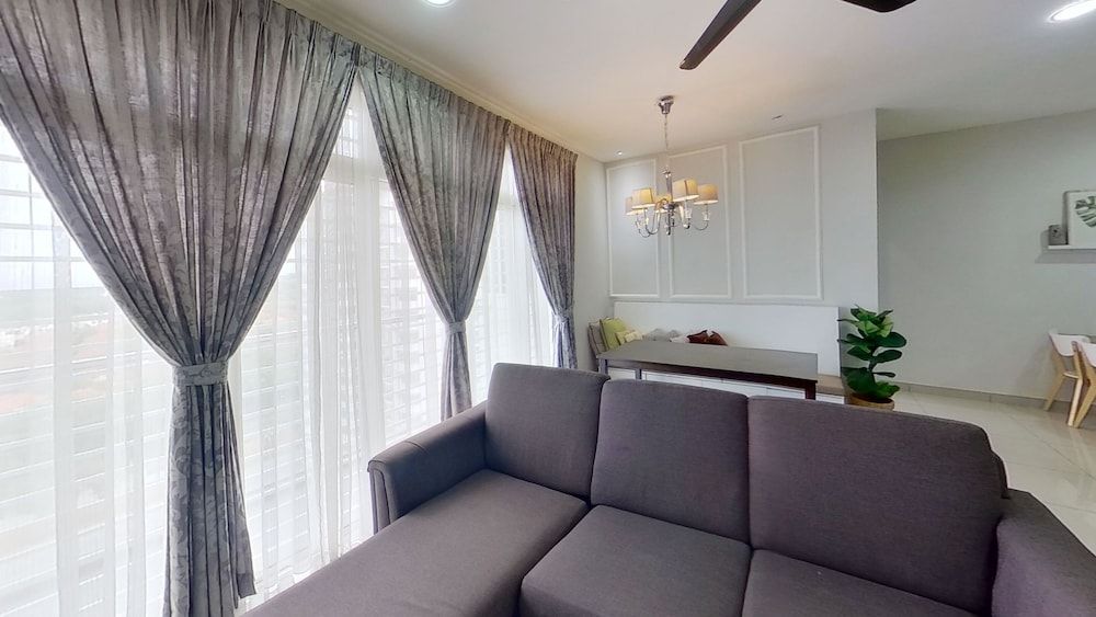 Alyssa Dwiputra Homestay Economy Condo 25