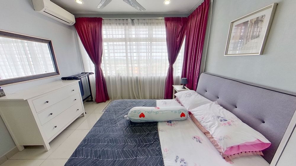 Alyssa Dwiputra Homestay Economy Condo 13