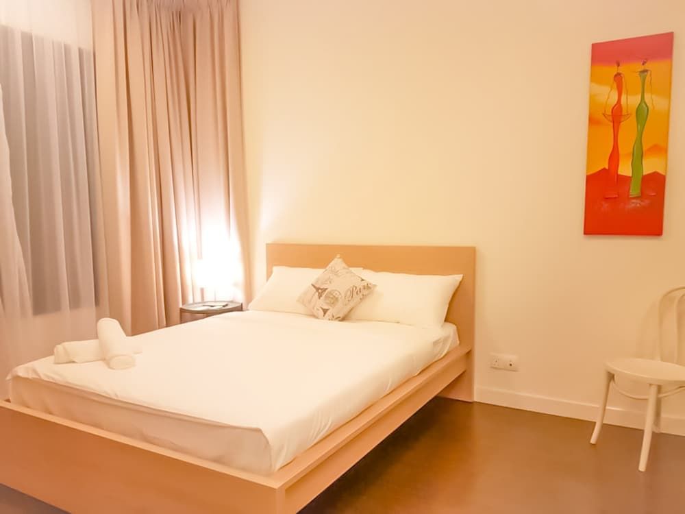 Comfy and Cozy Studio A0912