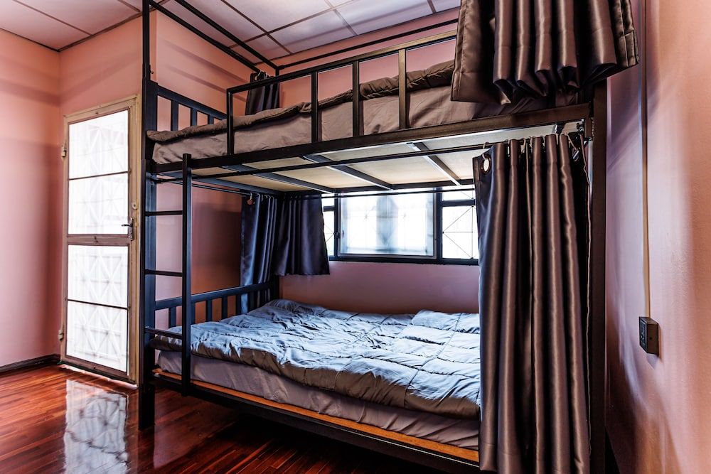 Basic Shared Dormitory, Mixed Dorm, Non Smoking, Shared Bathroom