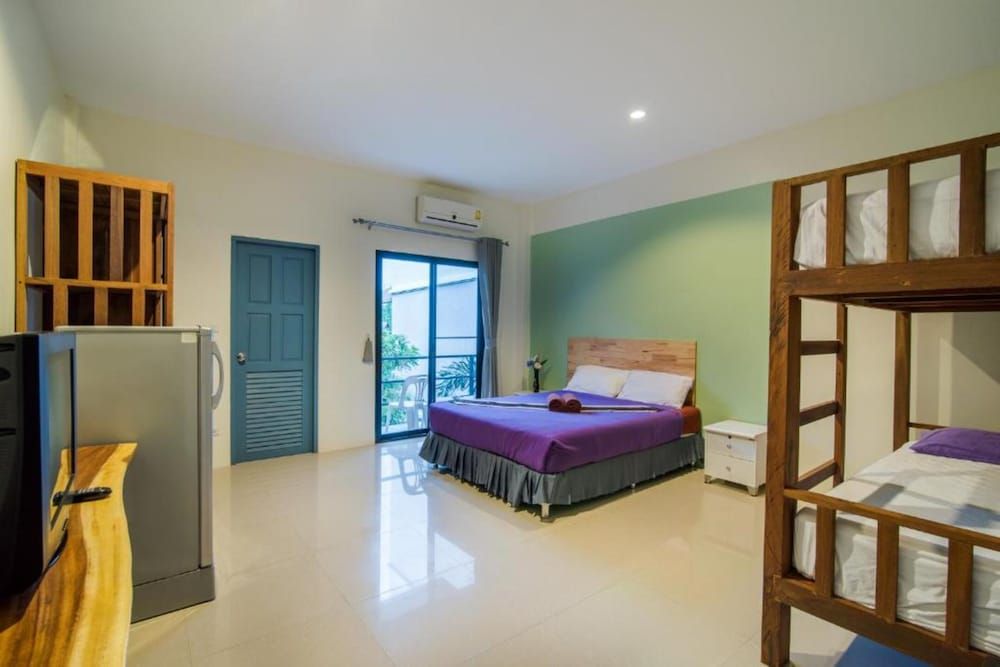 Samsha Guesthouse Family Room 2