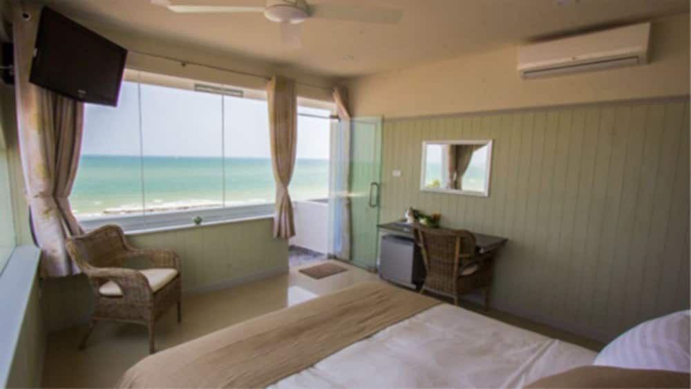 undefined Buffalo Bills 3