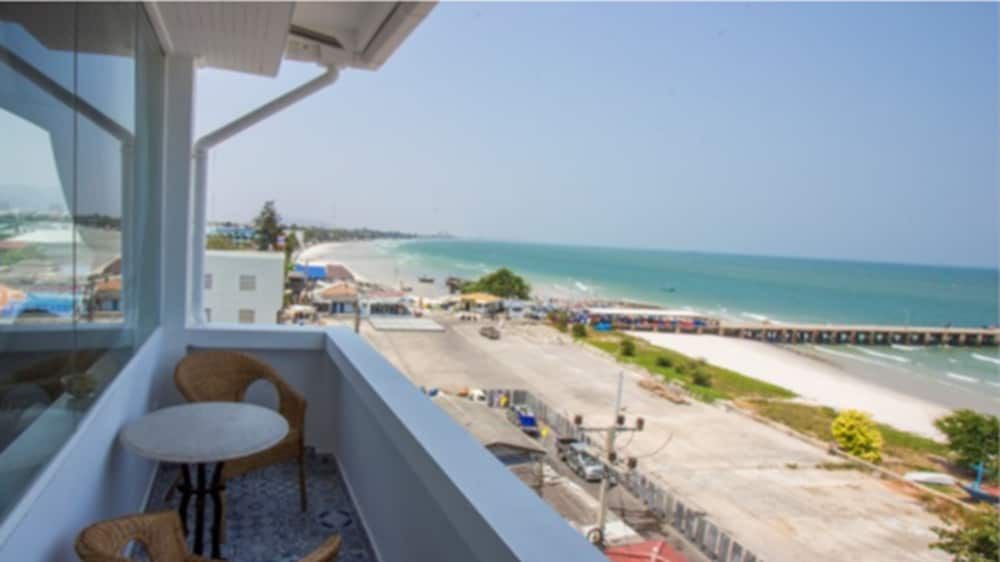 undefined Buffalo Bills