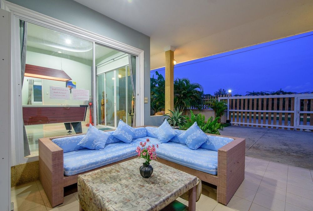 undefined Blue Sky Pool Villa 10