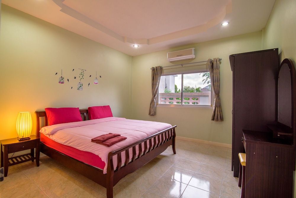 undefined Blue Sky Pool Villa 4