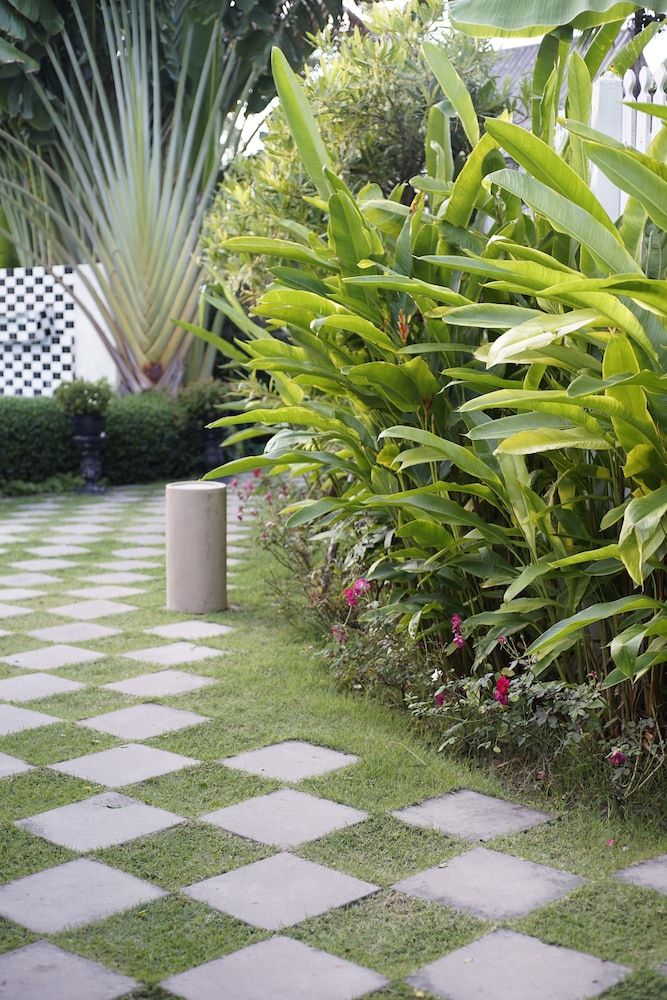 undefined The Hen Hua Hin Private Beach Villa 9