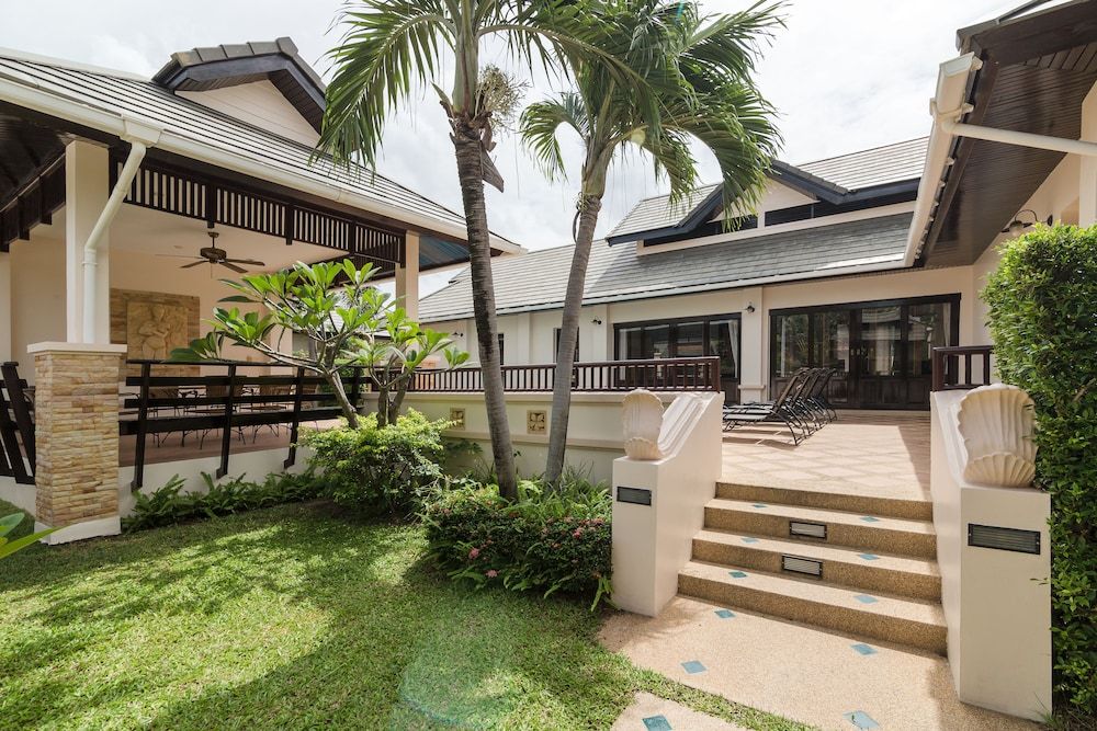 undefined 4 Bedroom Private Bali Style Villa HH1 6