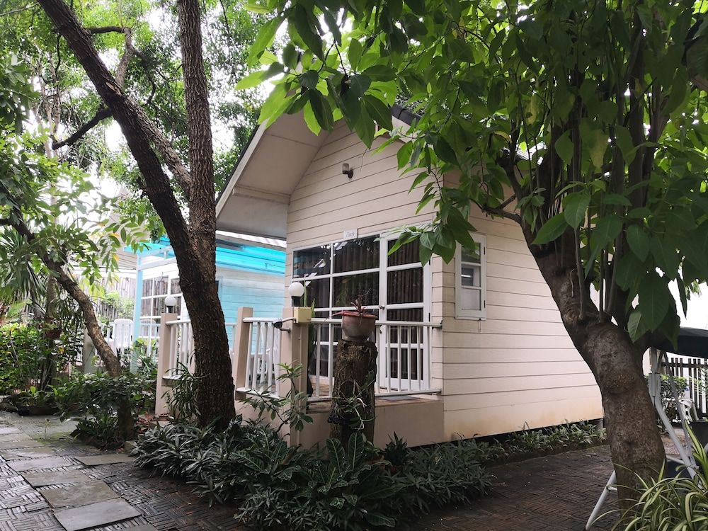 undefined Reera Resort 4