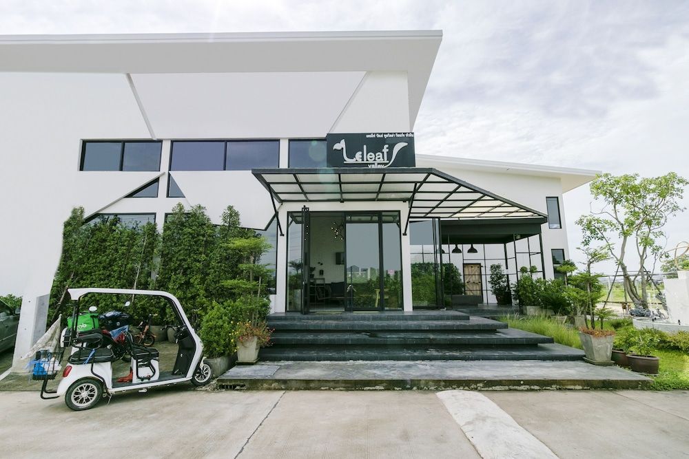 undefined CAPITAL O1009 Leleaf Valley Pool Villa Resort Hua Hin 4