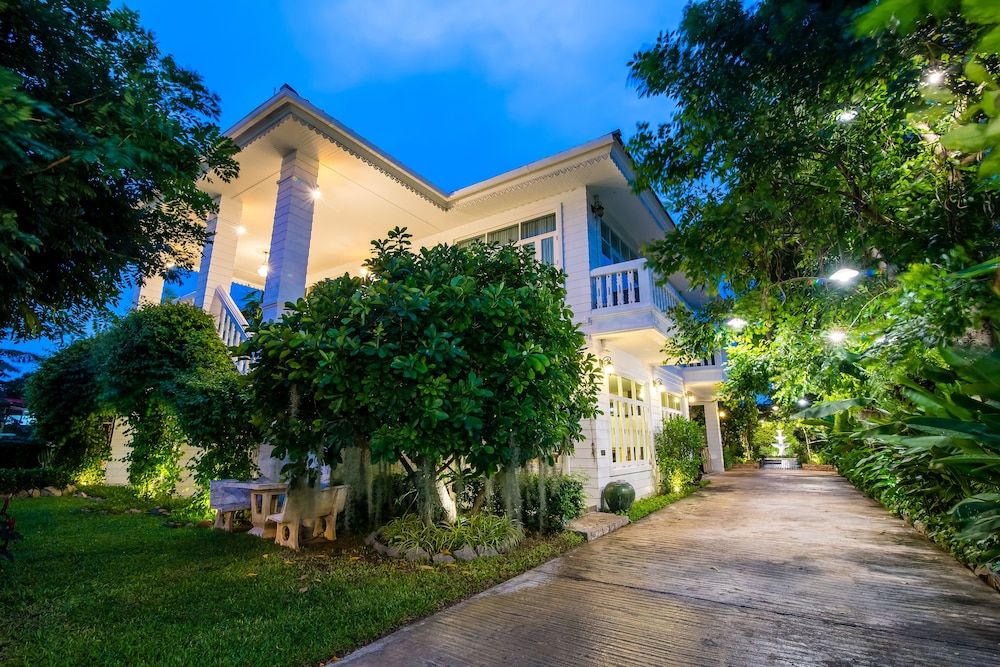 undefined Baan Yenchai Boutique