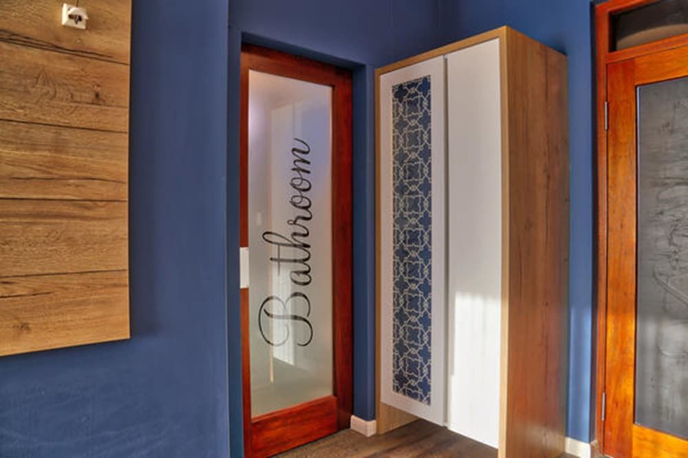 Namib Guesthouse Luxury Room 9