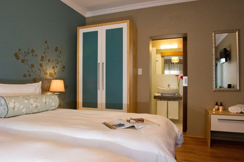 Namib Guesthouse Standard Room 4