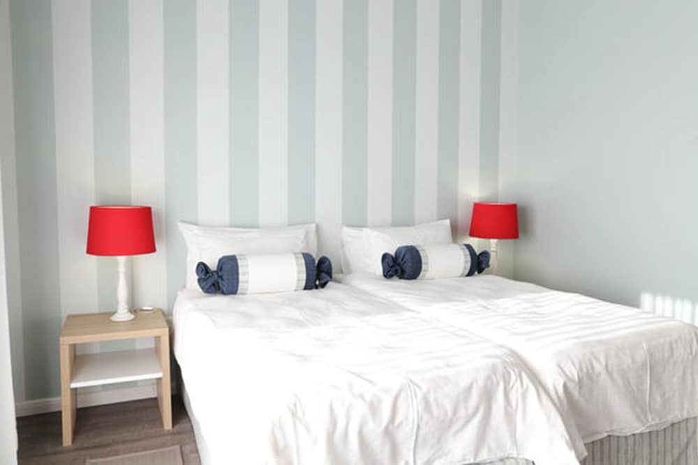 Namib Guesthouse Luxury Room 3