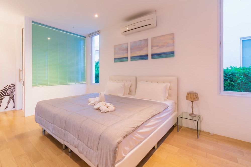 Luxury 3 Bedroom Villa, Sea View (PM-A5) Family Villa 10