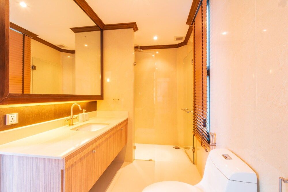 Beach Front 4 Bedroom Pool Villa RV Villa, 4 Bedrooms 18