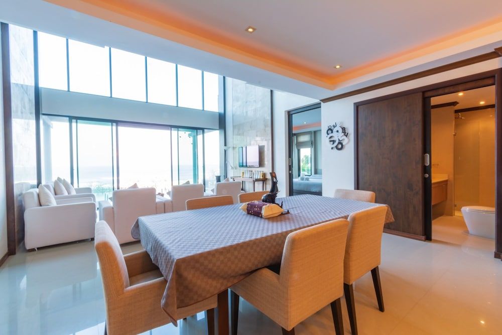 undefined Beach Front 4 Bedroom Pool Villa RV 9