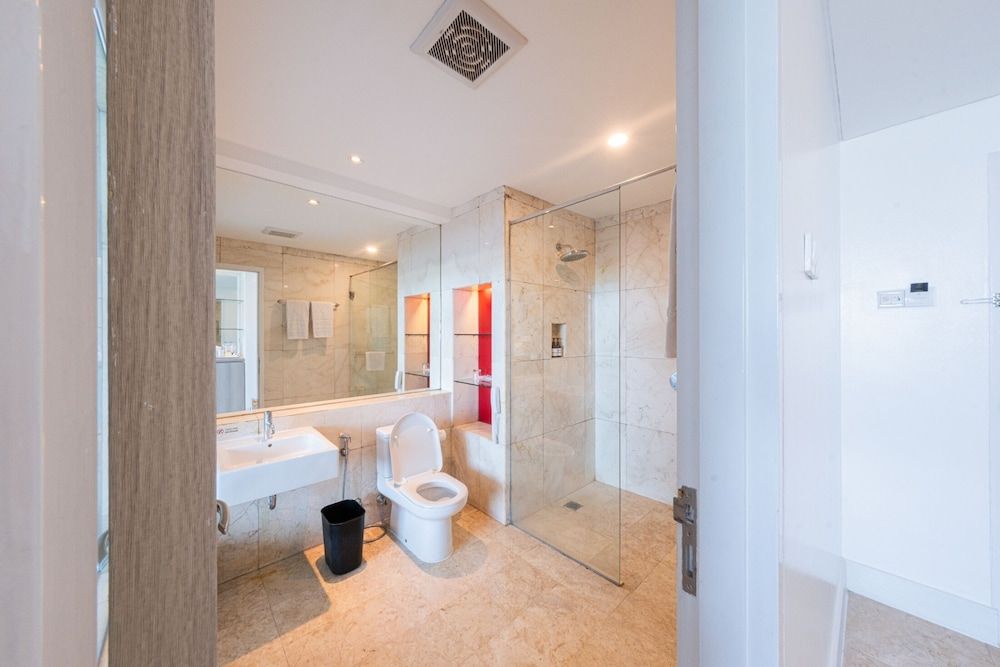 Grand Jatra Hotel Balikpapan Superior Twin Room 5