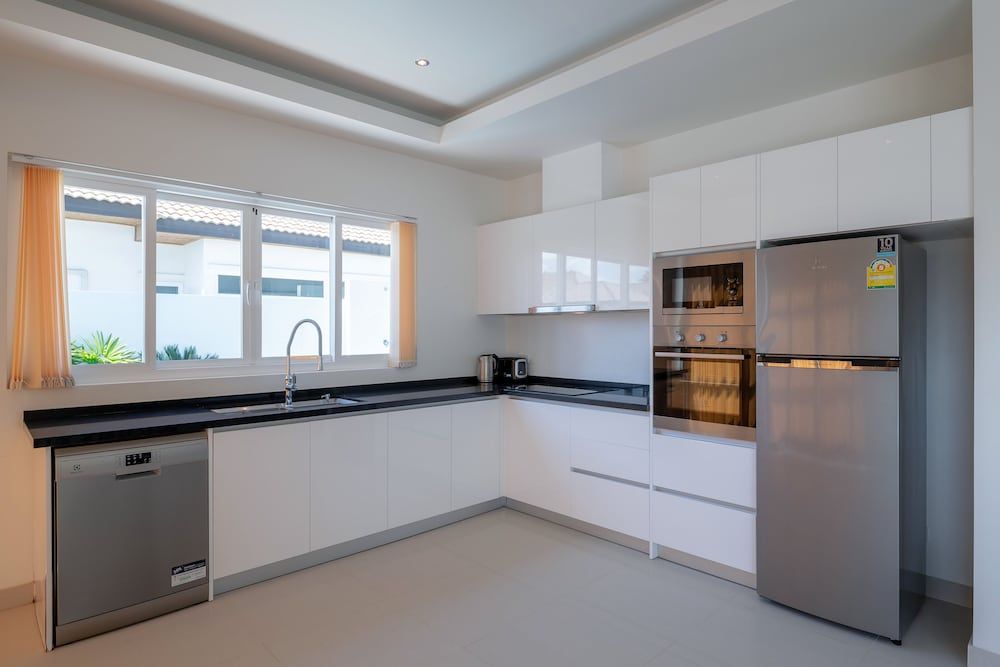 Orchid Paradise Homes OPV406 Deluxe Villa 6