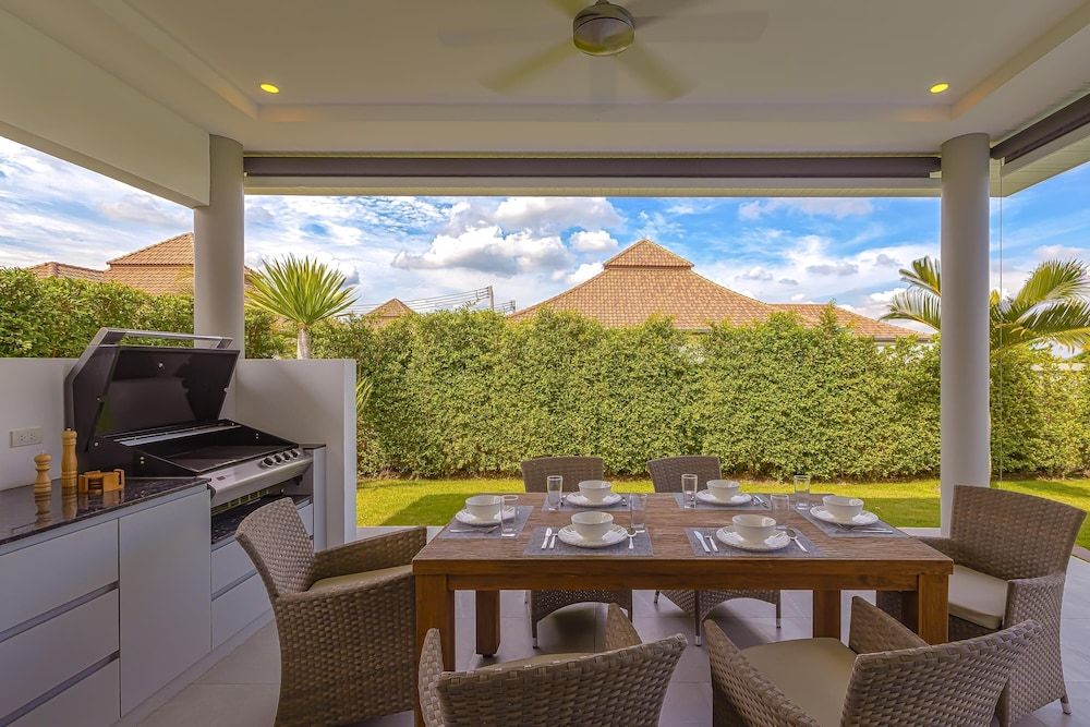 undefined Modern 3 Bedroom Pool Villa MP67 10