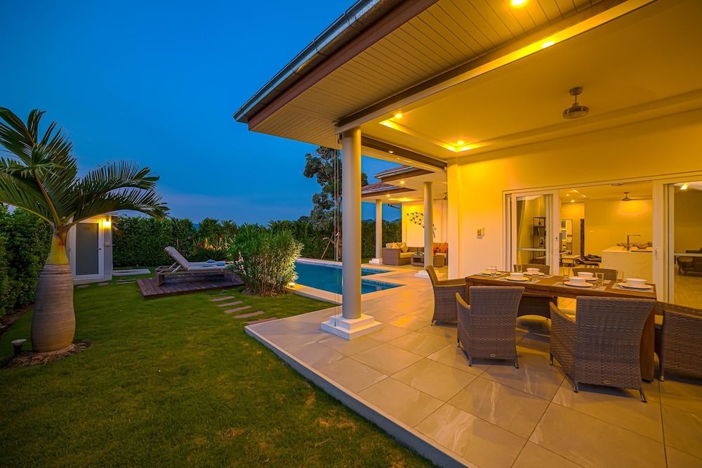 undefined Modern 3 Bedroom Pool Villa MP67 3