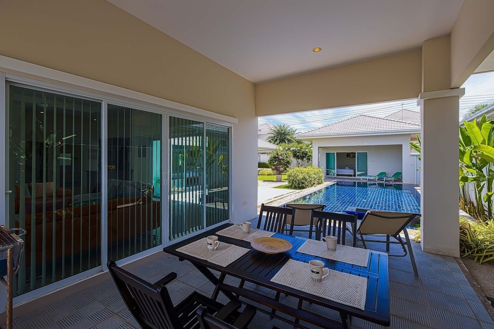 Tropical 4 Bedroom Pool Villa L21 Family Villa 22