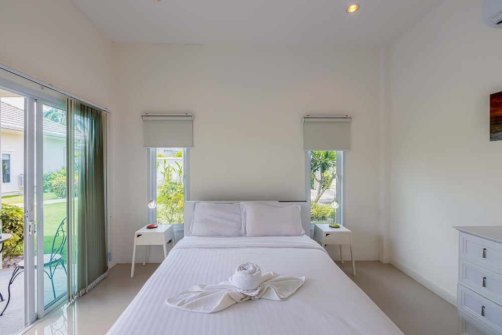 Tropical 4 Bedroom Pool Villa L21 Family Villa 8