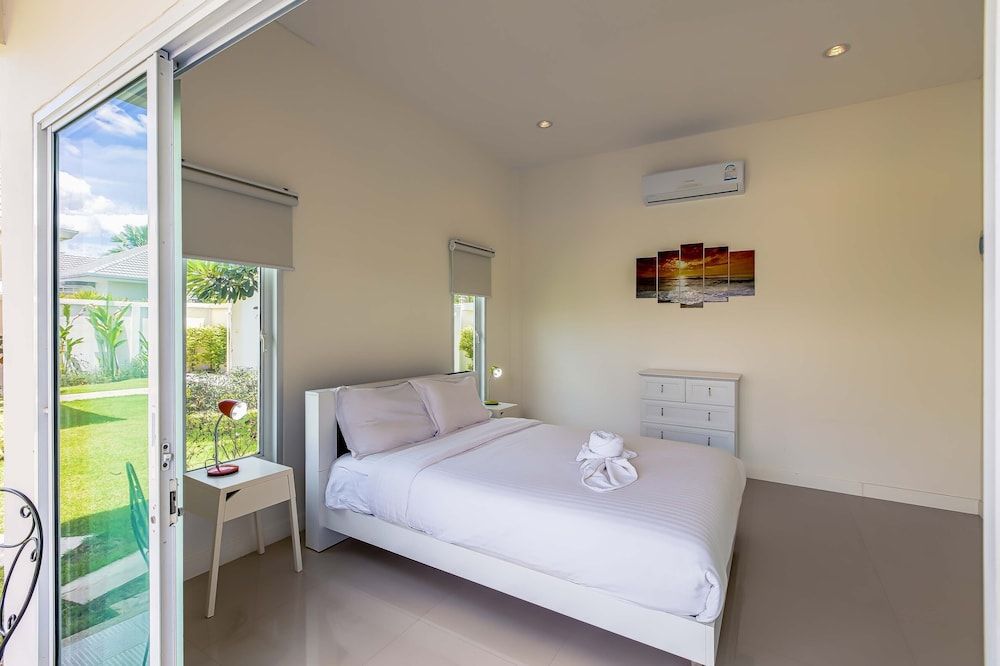 Tropical 4 Bedroom Pool Villa L21 Family Villa 9