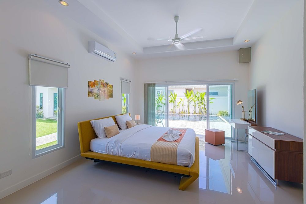 Tropical 4 Bedroom Pool Villa L21 Family Villa