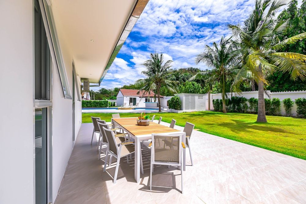 Amazing 6 Bedroom Pool Villa ED60 Villa 35